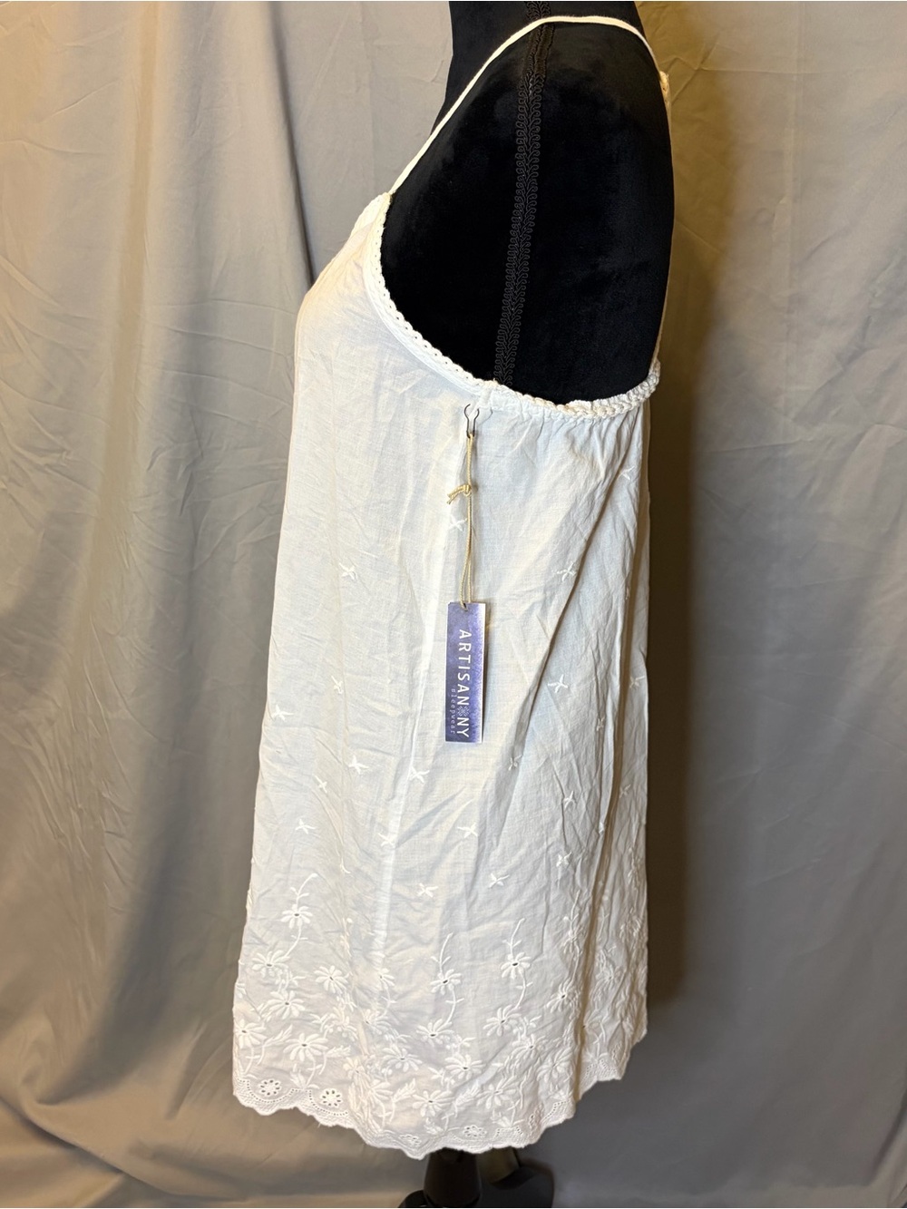 Artisan Ny White Lace-Trim Sleepwear Top - Picture 2 of 9